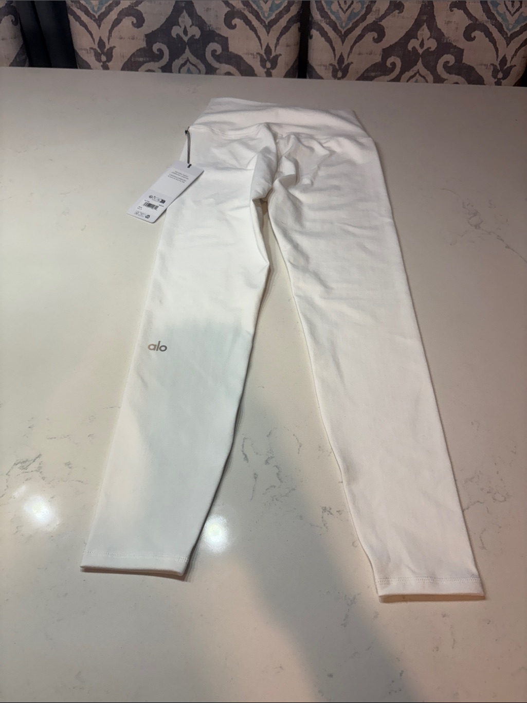 Alo Yoga Kids Cream/White Performance Leggings